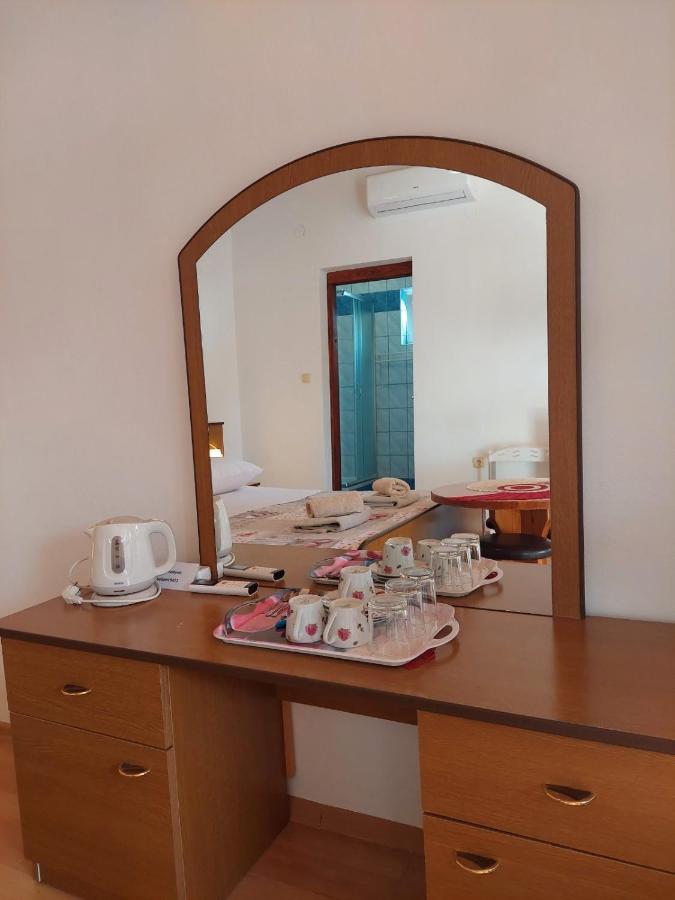 Rooms Hodanic คิร์ก ห้อง รูปภาพ