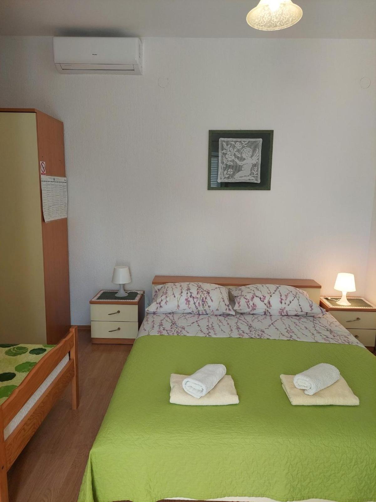 Rooms Hodanic คิร์ก ห้อง รูปภาพ